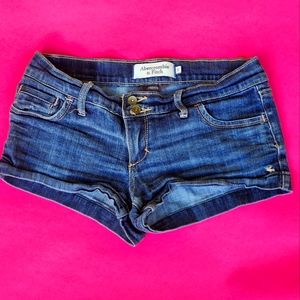 Abercrombie & Fitch Booty Jean shorts low rise size 0